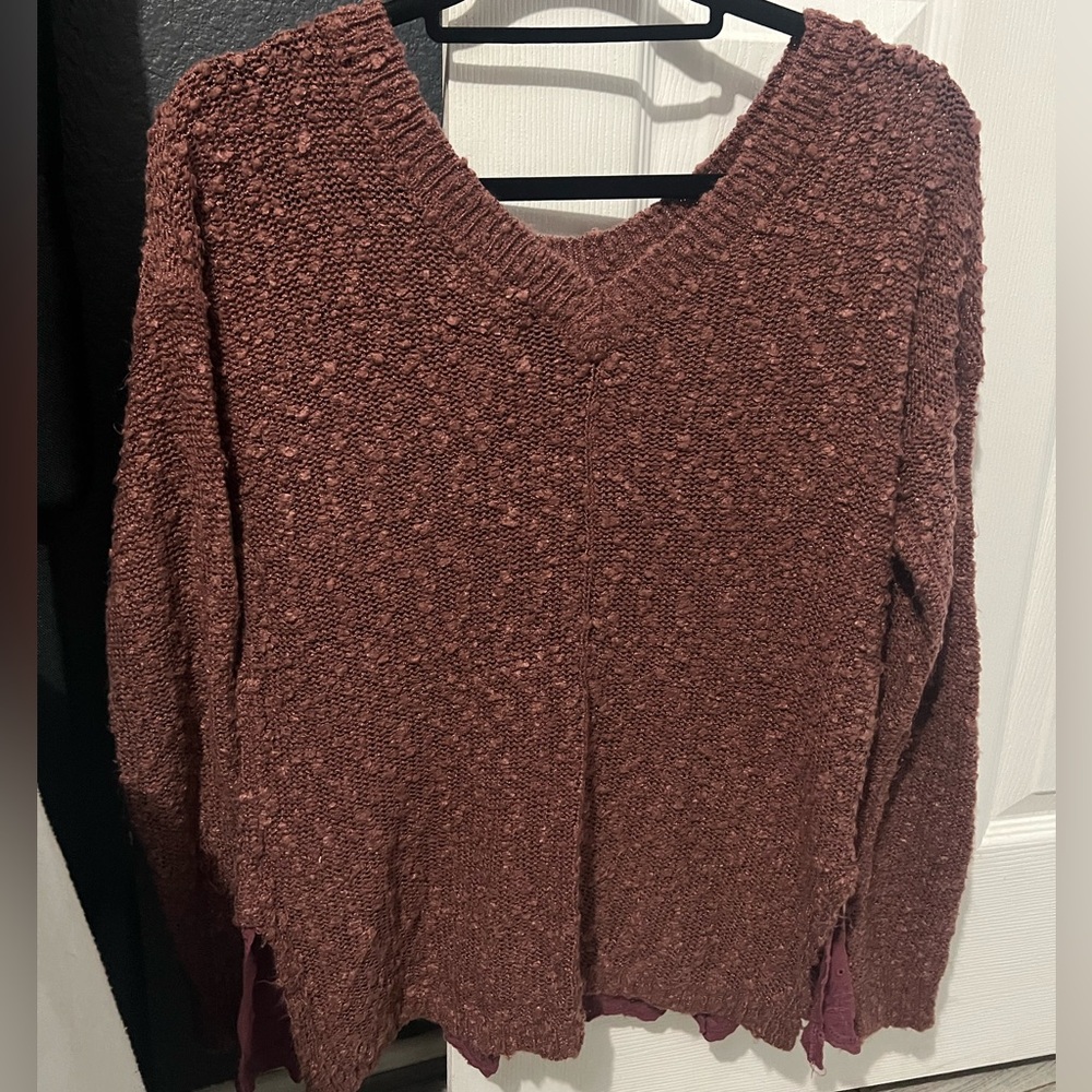 burgundy sweater/top